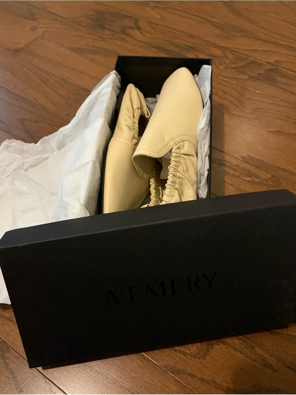 New A.Emery Delphine Eggshell Light Beige Leather Slip-On Loafers Sz 40 9.5